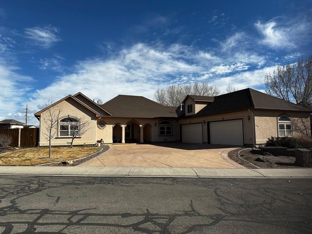 856 Lanai Dr, Grand Junction, CO 81506