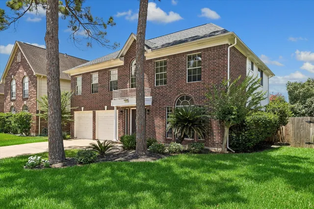 16326 Concord Falls Lane, Sugar Land, TX 77498