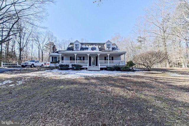 4463 Clayton Ct, Waldorf, MD 20601