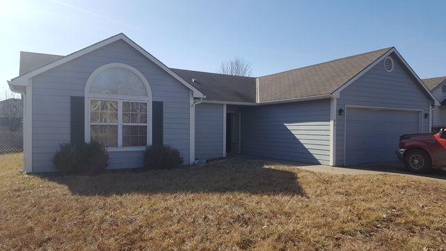 1705 E  29th St, Lawrence, KS 66046