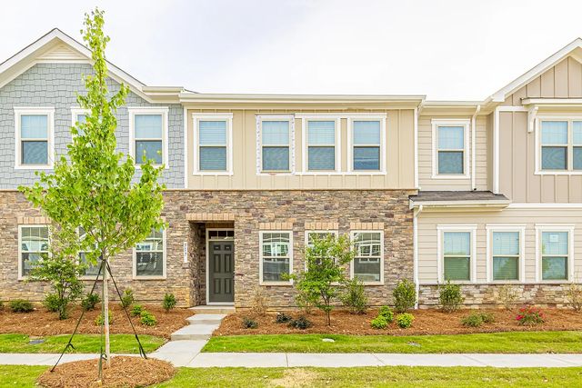 317 Planters Trace Ln, Indian Trail, NC 28079
