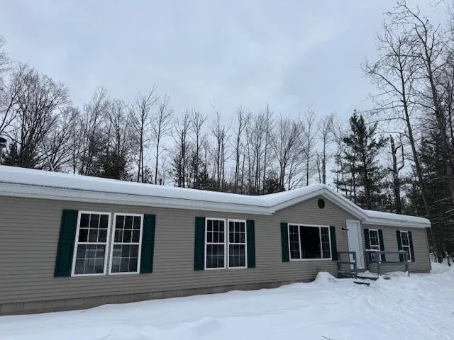 9113 Old 27 S, Gaylord, MI 49735