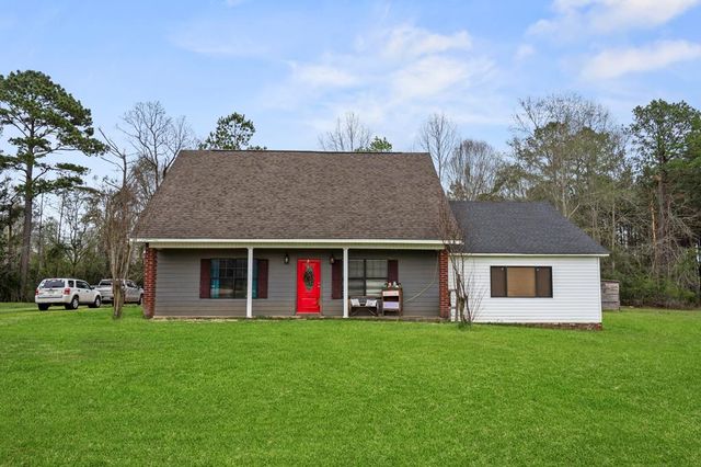 169 New River Rd, Tylertown, MS 39667