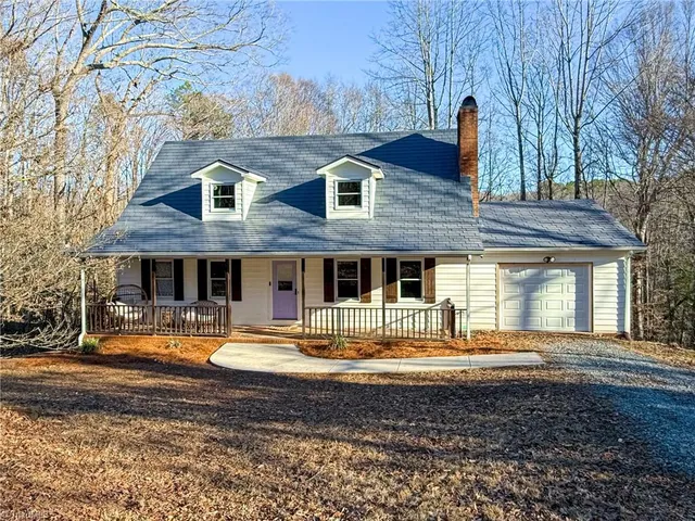 1410 W  Old Phillips Rd, Pinnacle, NC 27043