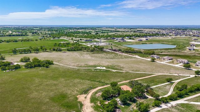 1174 Pioneer Rd, Rhome, TX 76078