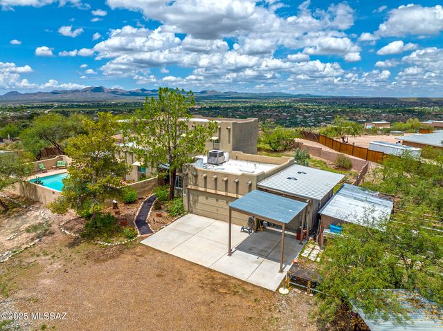 15655 N  Equestrian Trl, Tucson, AZ 85739