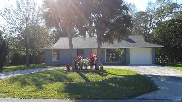 8401 Coquina Ave, Fort Pierce, FL 34951