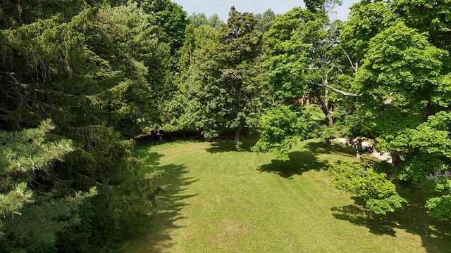 N  8th Ave, Sturgeon Bay, WI 54235