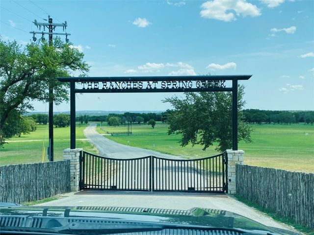 102 Private Road 2164 #44, Iredell, TX 76649