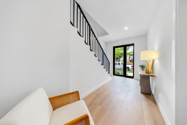 1376 SW 4th St #405A, Miami, FL 33135