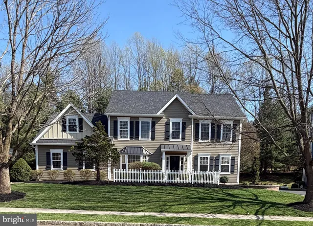 3913 Charter Club Dr, Doylestown, PA 18902