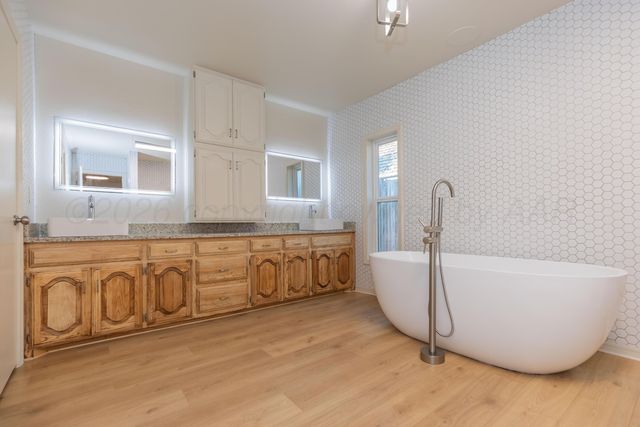 6207 Estacado Ln, Amarillo, TX 79109