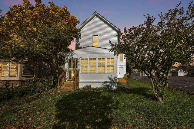 292 E  Barthman Ave, Columbus, OH 43207