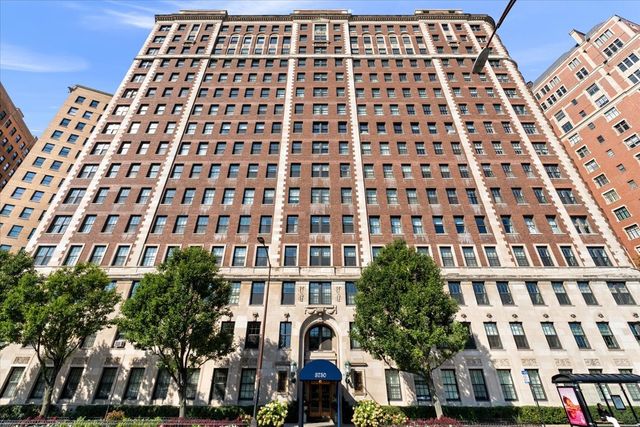 3750 N  Lake Shore Dr #6E, Chicago, IL 60613