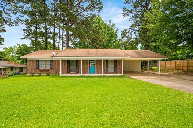 1271 N  2nd St, Jena, LA 71342