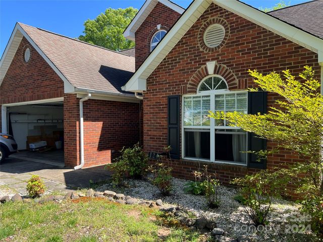 4421 Fawnbrook Ave SW, Concord, NC 28027