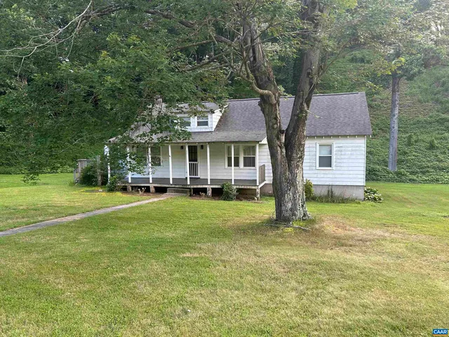 1863 River Rd, Faber, VA 22938