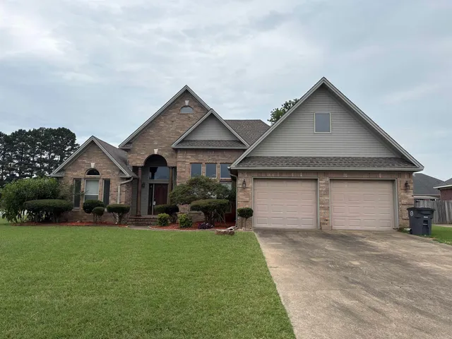 2301 Brittany Ln, Searcy, AR 72143