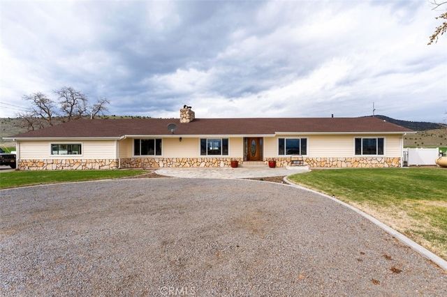 12117 Old Westside Rd, Grenada, CA 96038