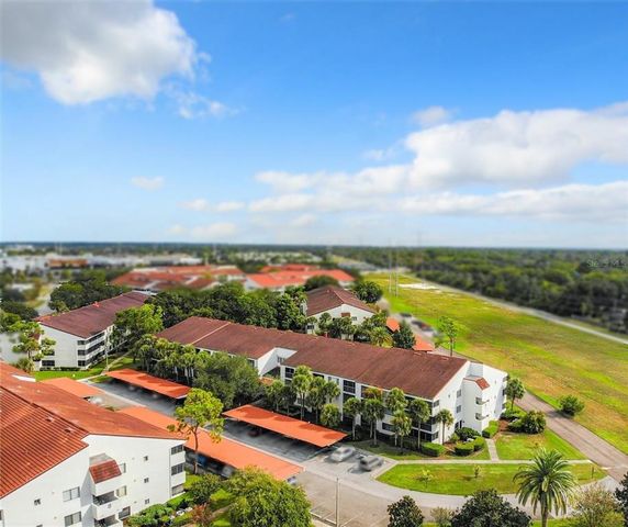 2593 Countryside Blvd #210, Clearwater, FL 33761