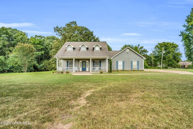 135 Kelsey Ln, Steens, MS 39766