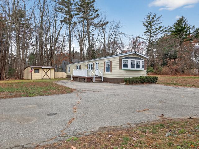 392 Sanford Road, Wells, ME 04090