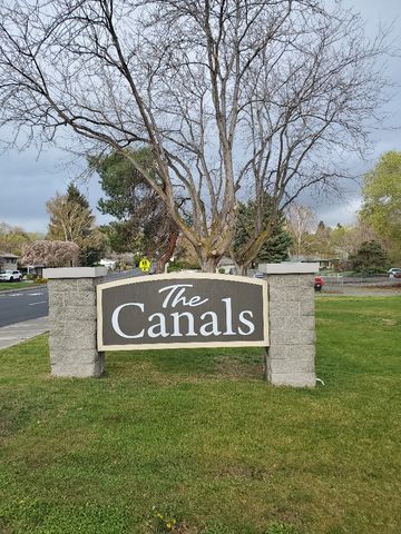 2705 W  Lincoln Ave #306, Yakima, WA 98902