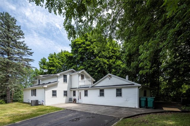 335 Richs Dugway Rd, Rochester, NY 14625