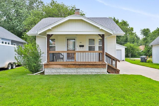 220 S  Athenian Ave, Wichita, KS 67213