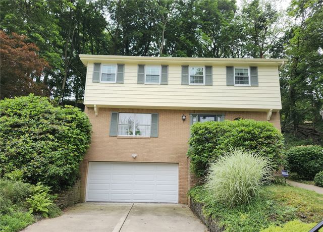 314 Surrey Pl, Pittsburgh, PA 15235