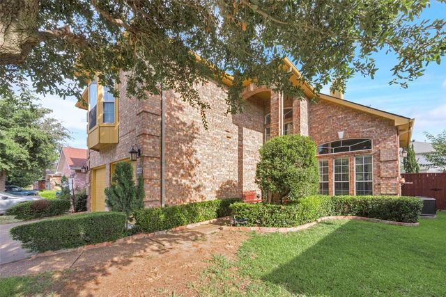 4010 Willoughby Dr, Garland, TX 75043