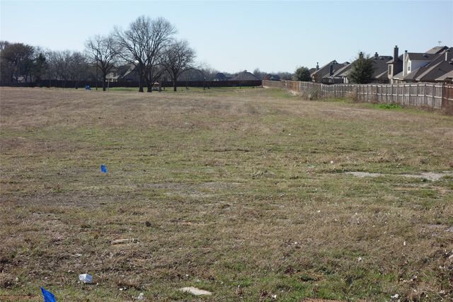 6 Moura Ct, Joshua, TX 76058