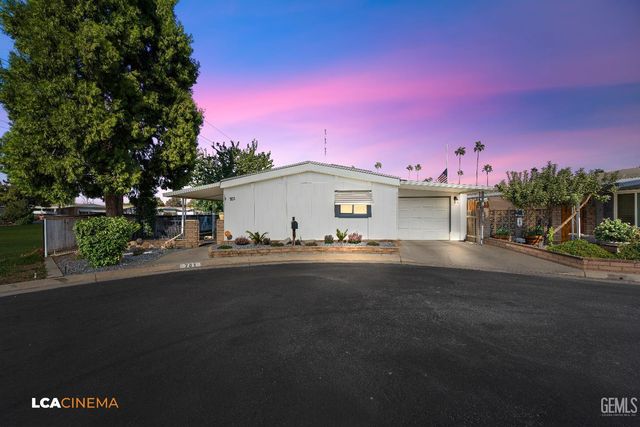 701 Underwood Ct, Bakersfield, CA 93301