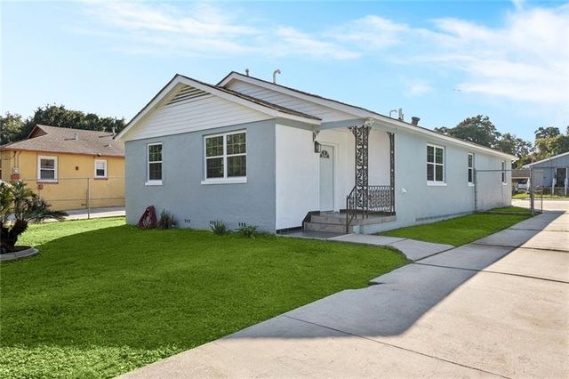 1663 Shirley Dr, New Orleans, LA 70114