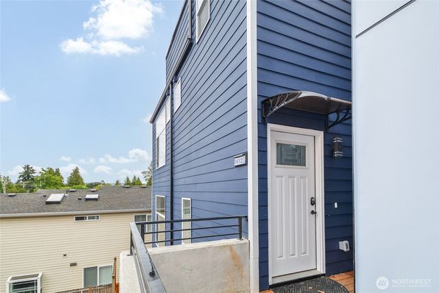 8612 42nd Avenue S #C, Seattle, WA 98118