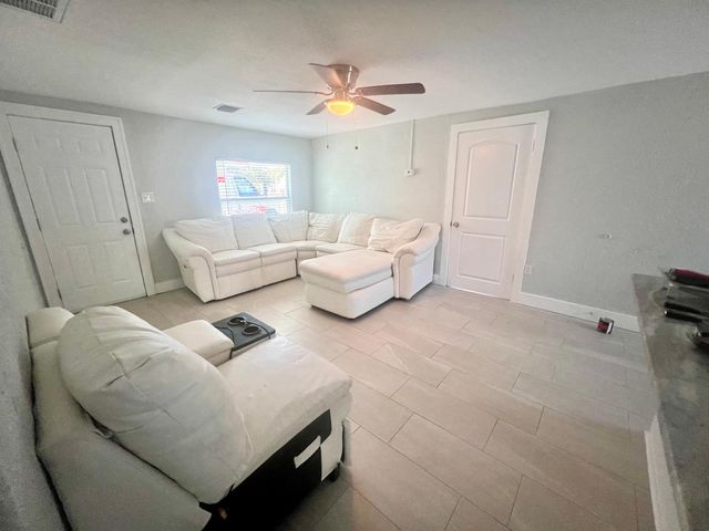 506 Engman St, Clearwater, FL 33755