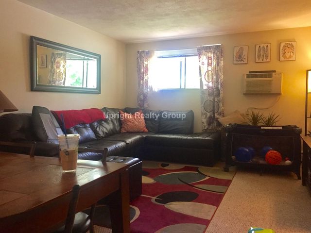 1000 Governors Dr #9, Winthrop, MA 02152