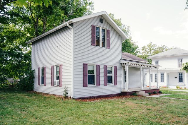 414 Grove St, Hudson, MI 49247