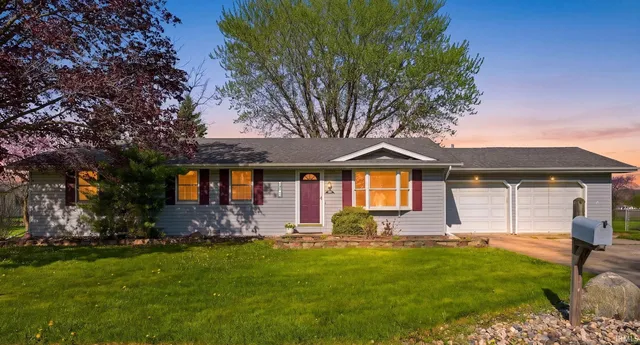 1112 S  Ijams St, Garrett, IN 46738