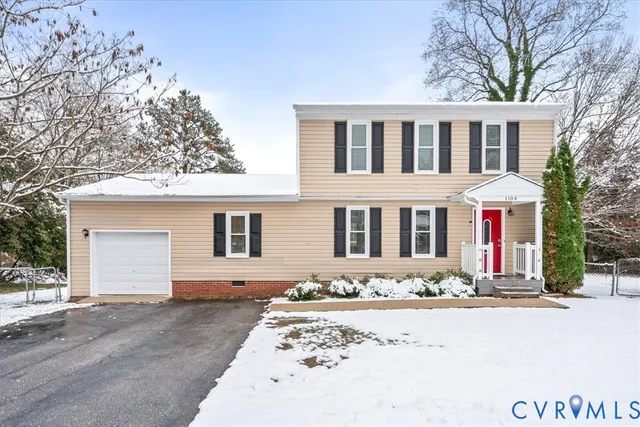 1104 Butternut Dr, North Prince George, VA 23860