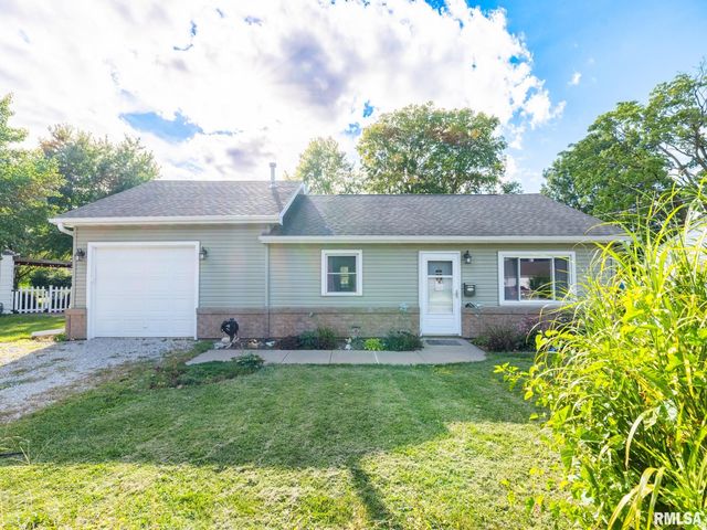 1511 N  5th St, Chillicothe, IL 61523
