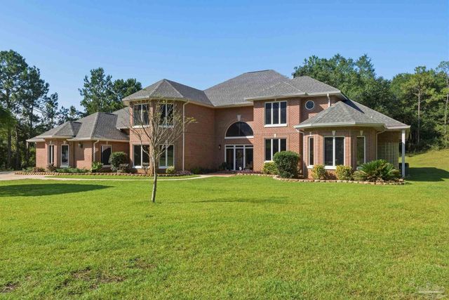 3540 Buckhorn Dr, Crestview, FL 32539