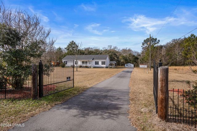 646 Paige Point Rd, Seabrook, SC 29940