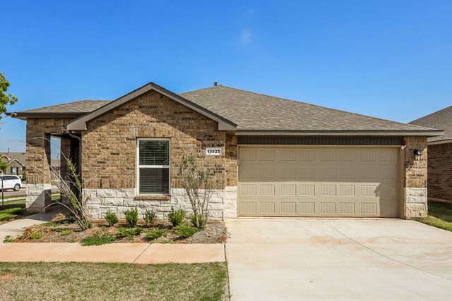 10525 SW 39th St, Mustang, OK 73064