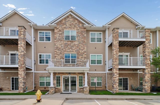 8350 Ep True Pkwy #2201, West Des Moines, IA 50266