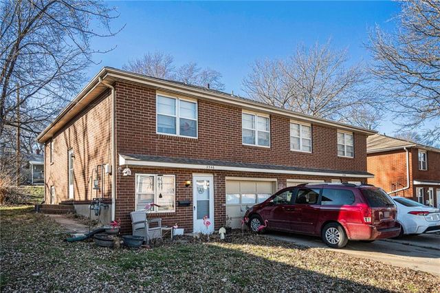3544 S  Lynn St, Independence, MO 64055