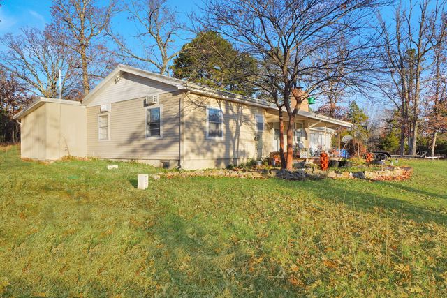 949 Honeyfield Drive, Willow Springs, MO 65793