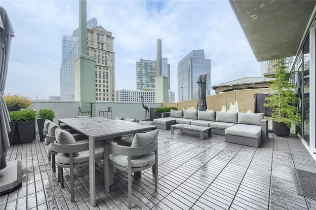 3324 Peachtree Rd   NE #810, Atlanta, GA 30326