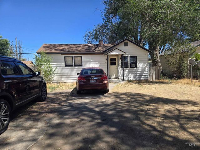 214 Quincy St, Twin Falls, ID 83301