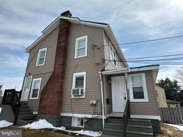 150 Kedron Ave, Folsom, PA 19033